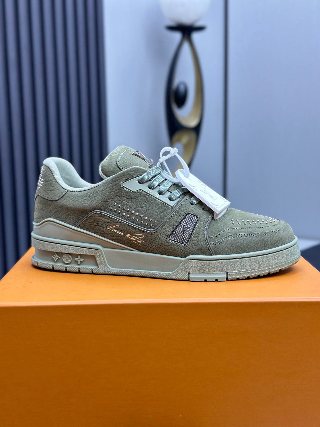 Trainer sneakers