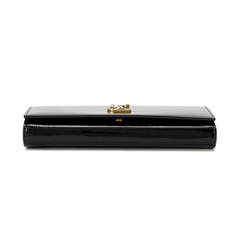 Patent leather chain bag