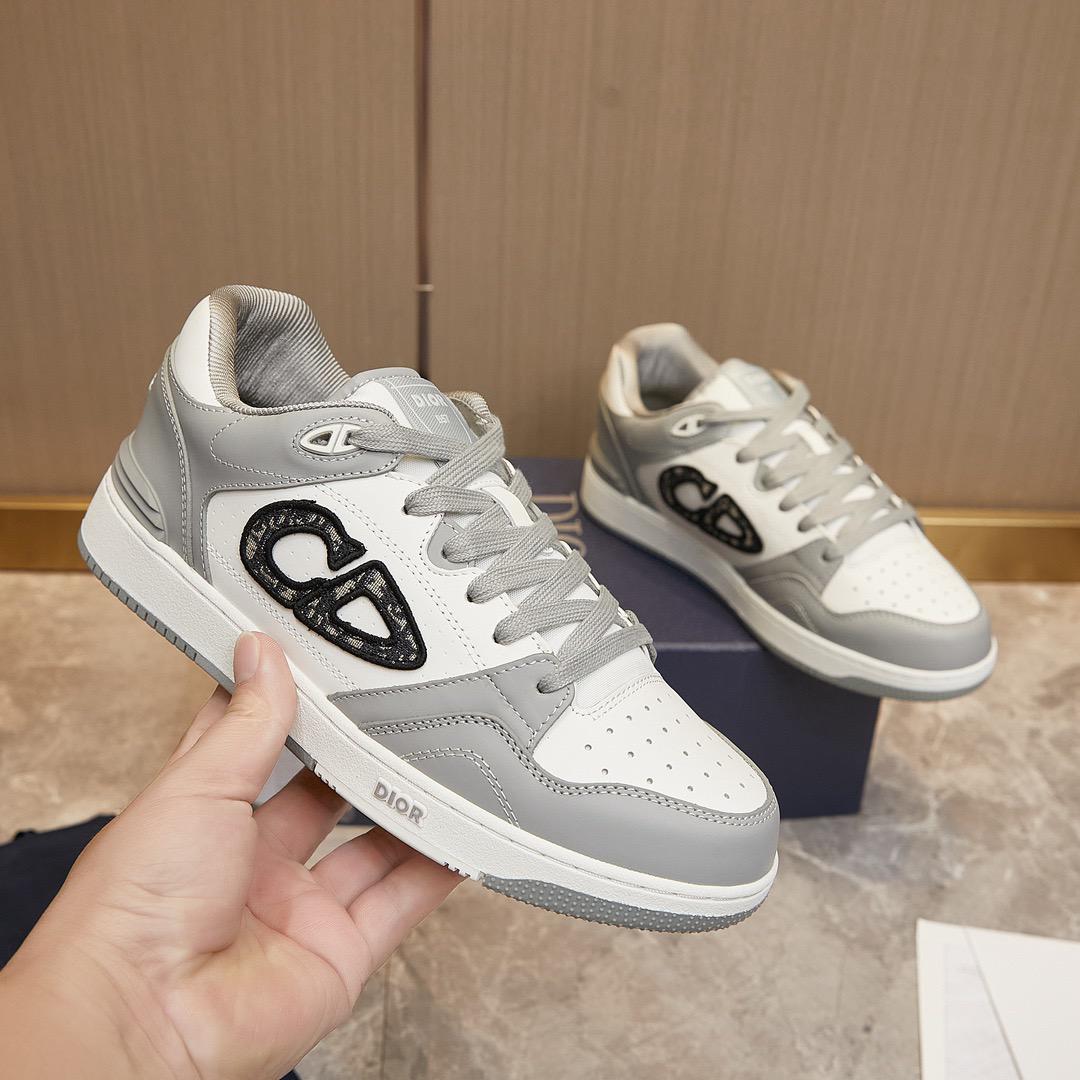 B57 Dribble Low-Top Sneaker