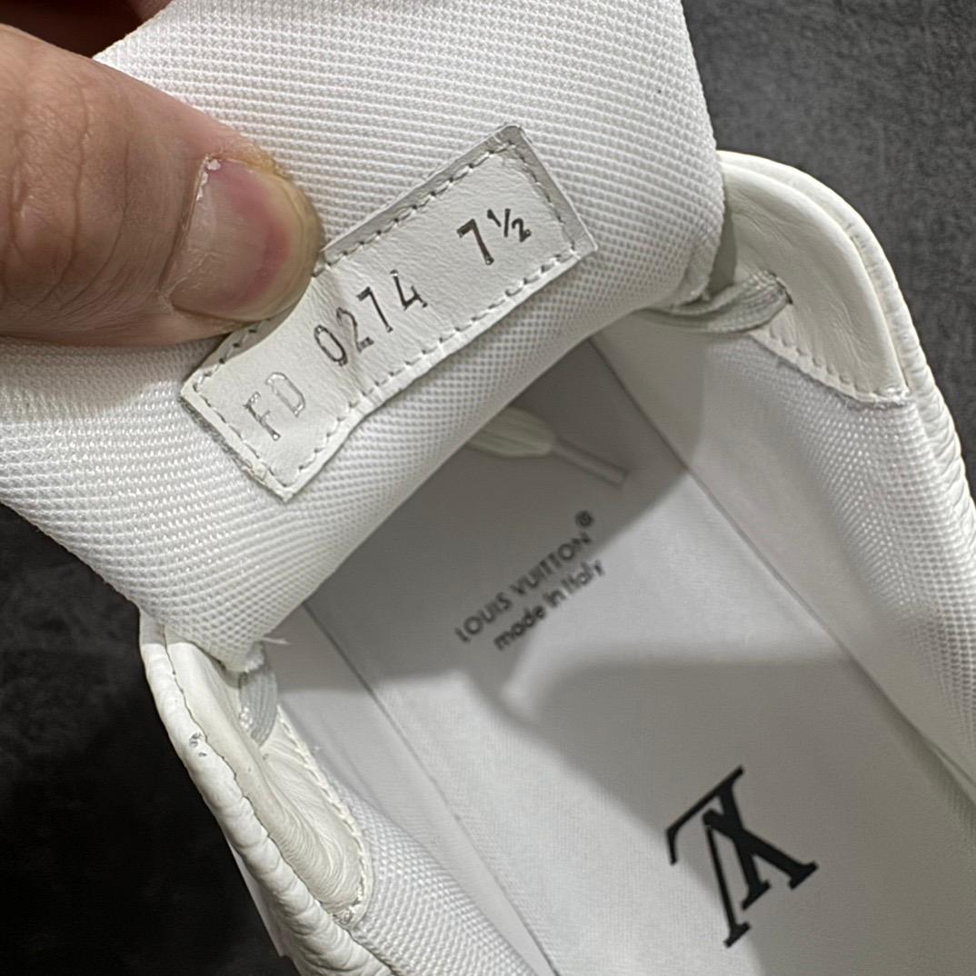 Trainer sneakers