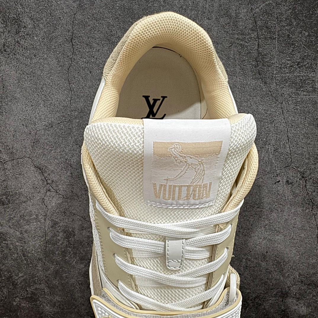 Trainer sneakers