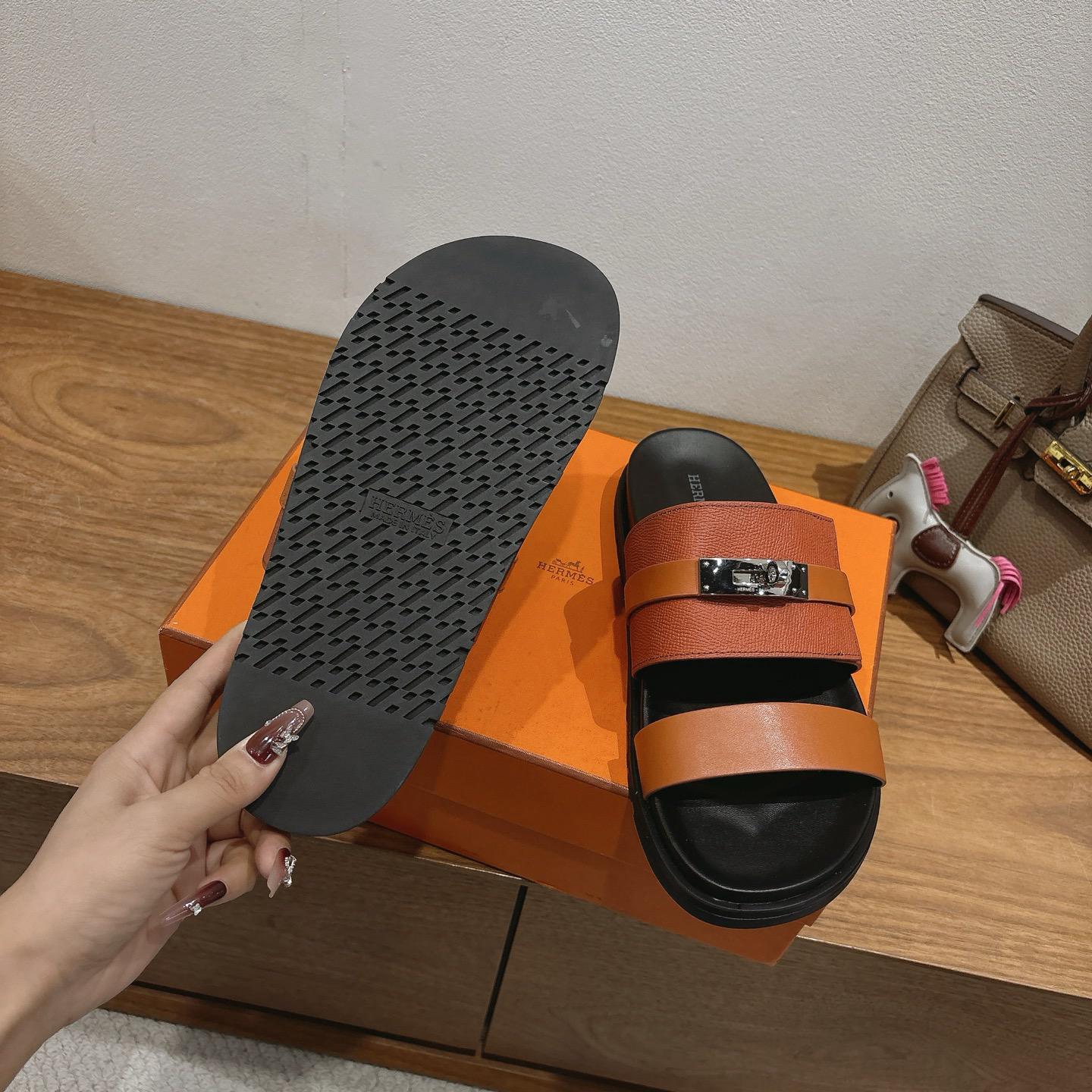 Jackson sandal