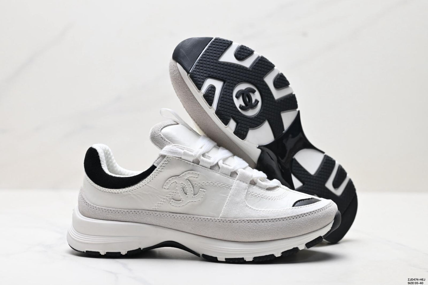 25A white sneaker
