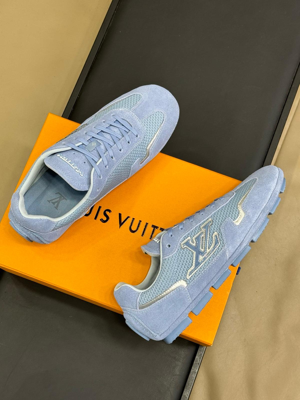 Rally Sneaker