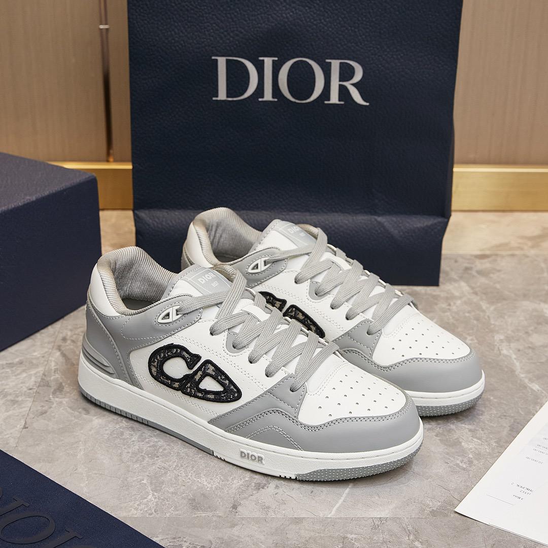 B57 Dribble Low-Top Sneaker