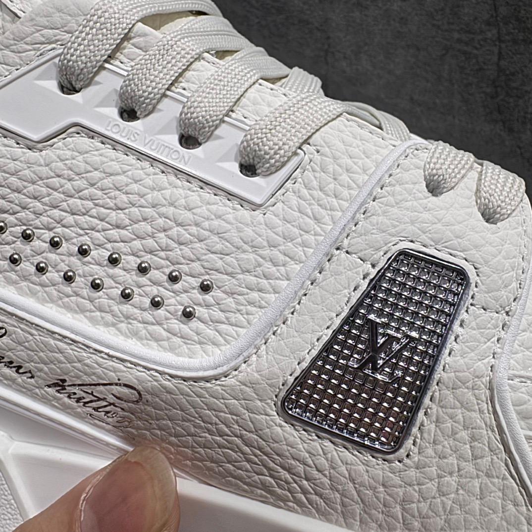 Trainer sneakers