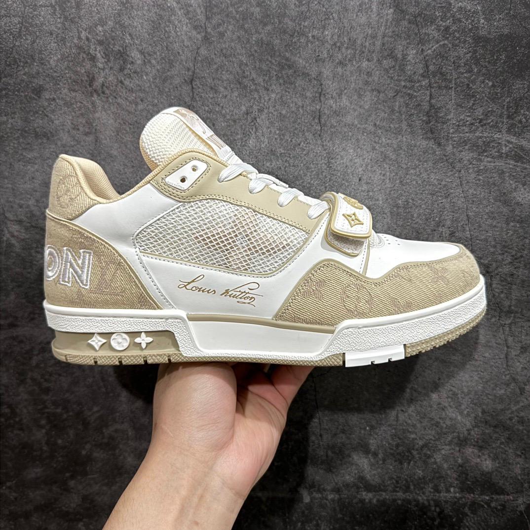 Trainer sneakers