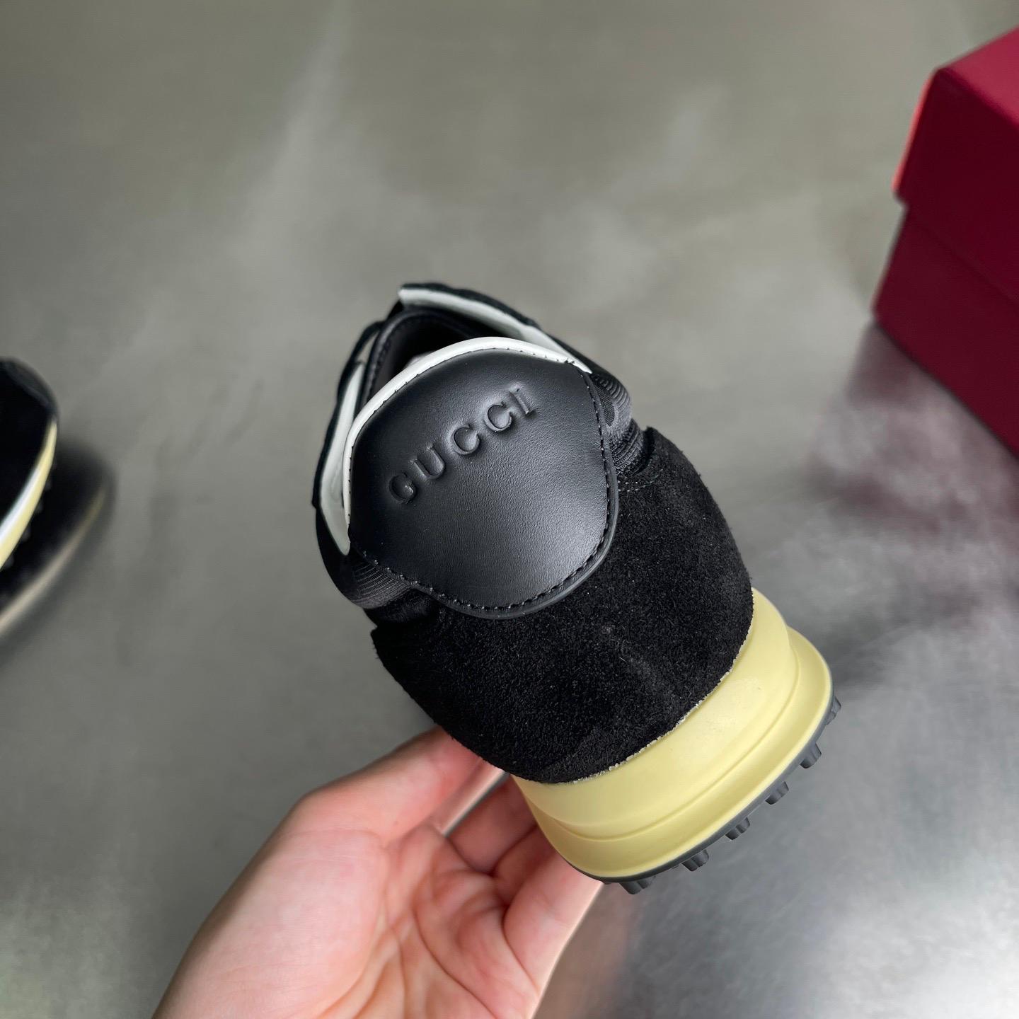 Re-Motion sneaker