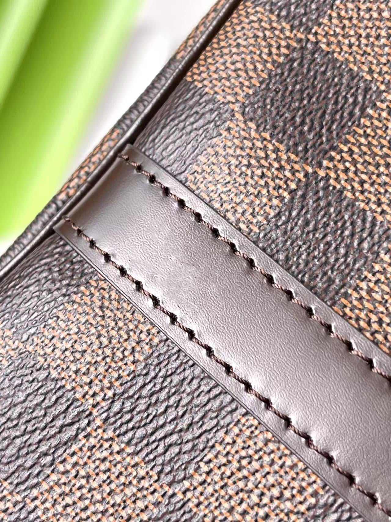Brown speedy