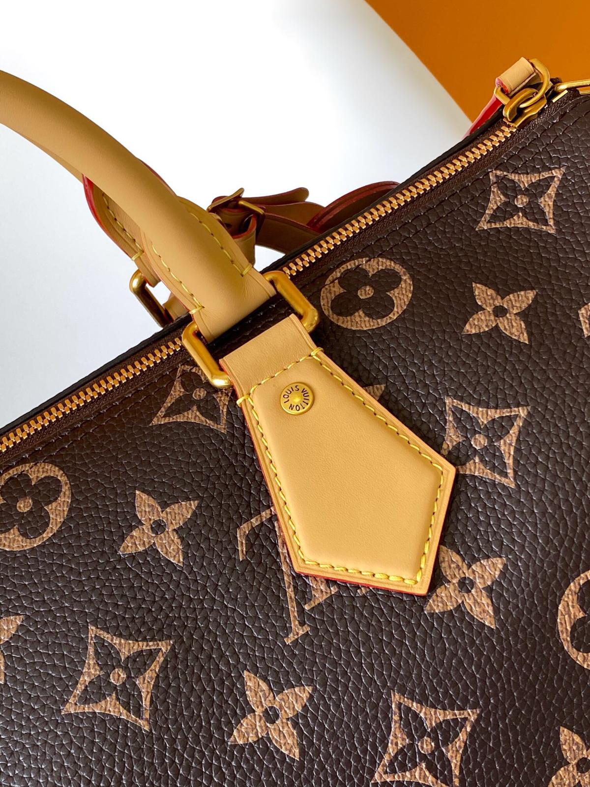Luxury fashion bags