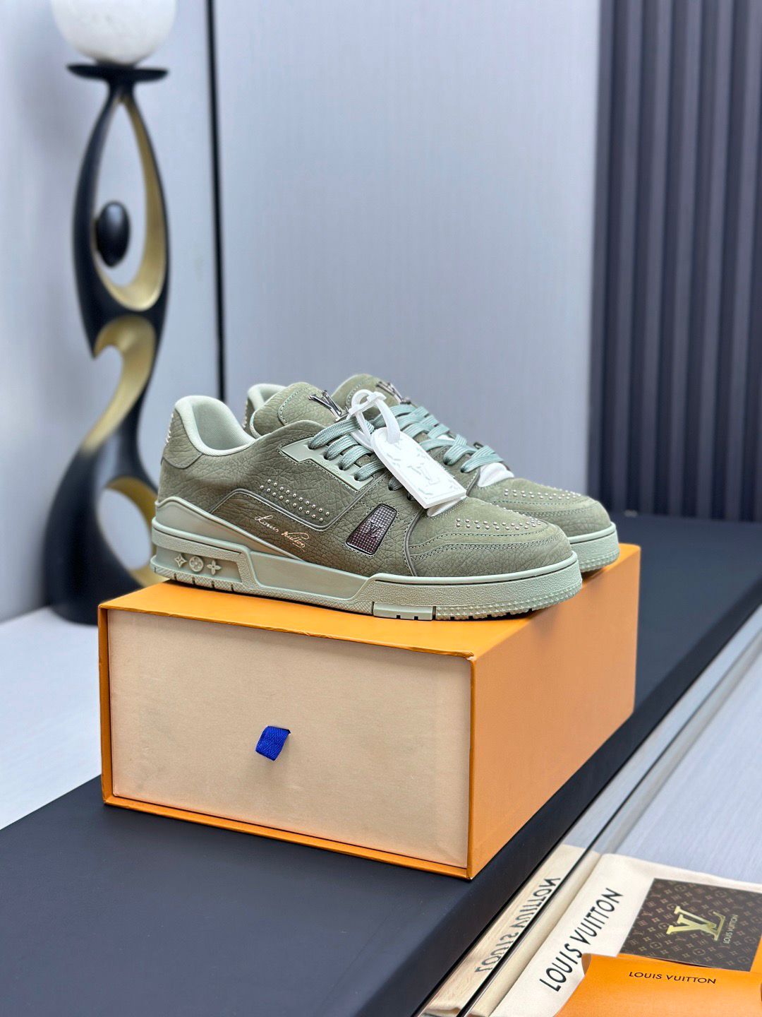 Trainer sneakers