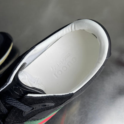 Re-Motion sneaker