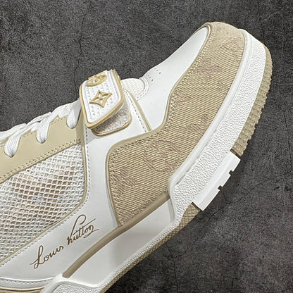 Trainer sneakers