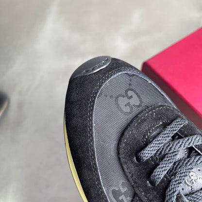 Re-Motion sneaker