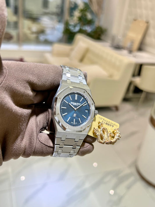 High-end luxury men's watches